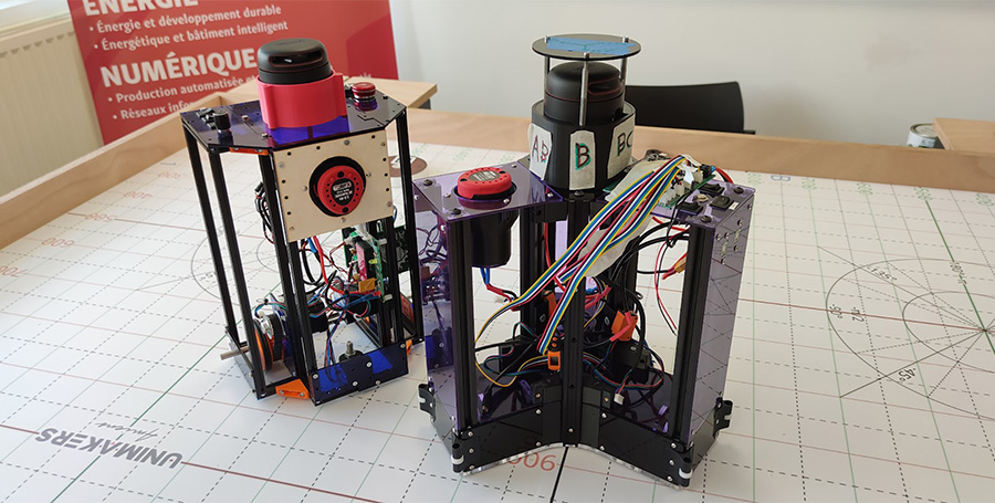 les 2 robots d'UniLaSalle Amiens ayant participé à la Coupe de France de robotique 2023