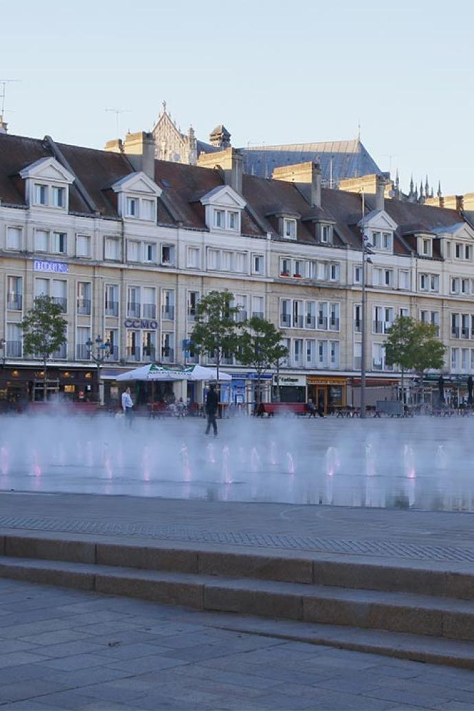 town of Beauvais, place Jeanne Hachette