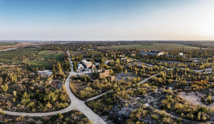 regeneration of an industrial site by nature