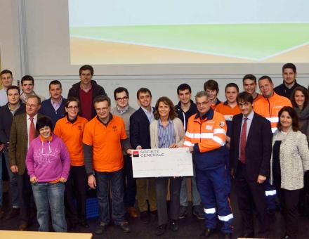 091116_remise_cheque_Ovalies.jpg