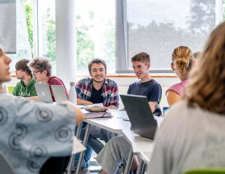 HappyAtSchool 2026 : UniLaSalle décroche la médaille Platinum, la plus haute distinction